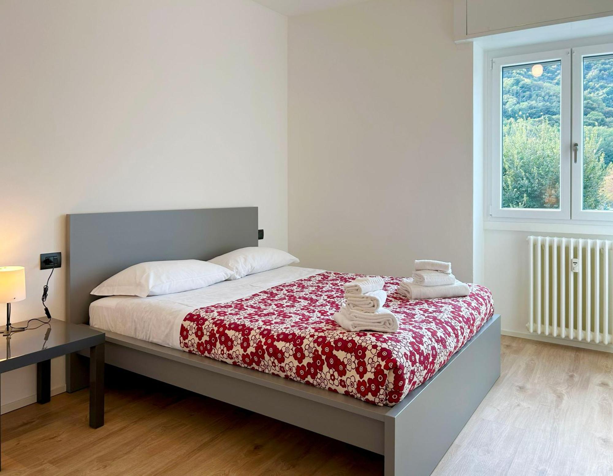 Lecco Lakefront Retreat エクステリア 写真