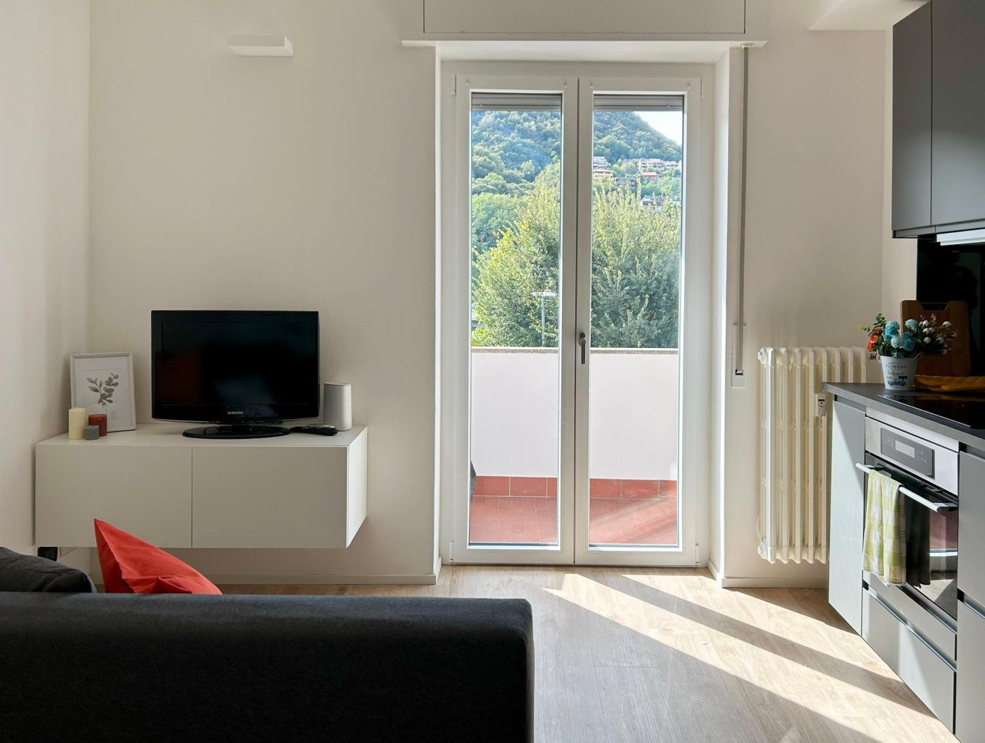 Lecco Lakefront Retreat エクステリア 写真